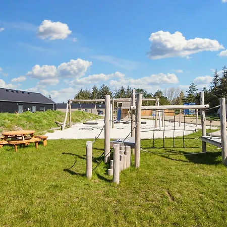 Gorgeous In بيت للعطل Glesborg