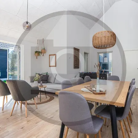 Gorgeous In Glesborg